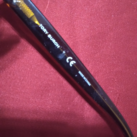 Sunglasses - Picture 5 of 6